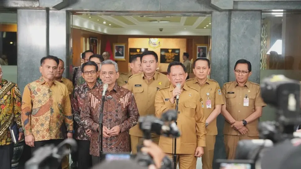 Mendagri dan Menkeu Pastikan Dana untuk Rehabilitasi dan Rekonstruksi Sumatra Tersedia