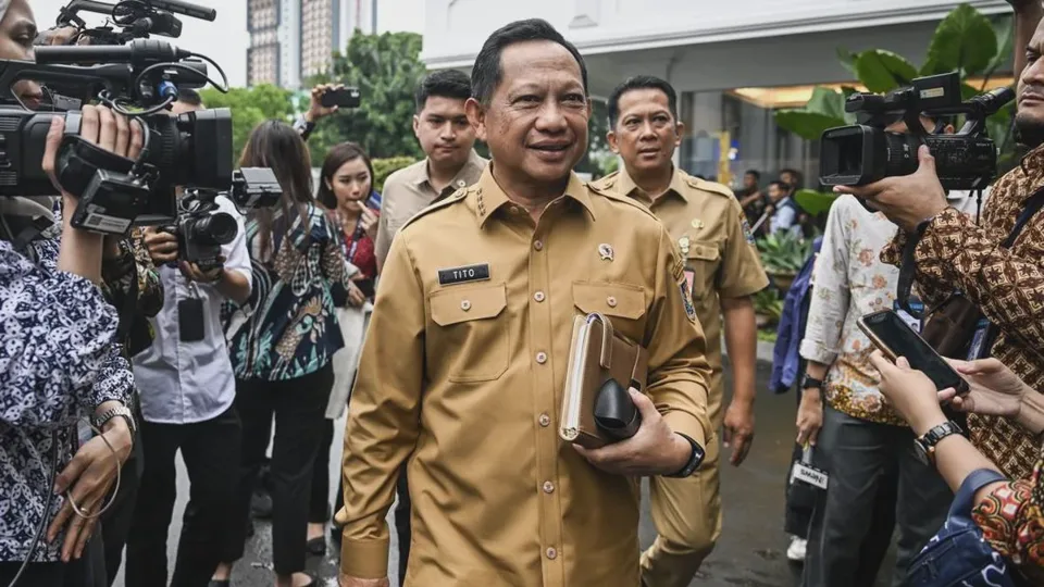 Prabowo Undang Mendagri dan Kepala BMKG ke Istana, Bahas Karhutla dan Mitigasi Bencana